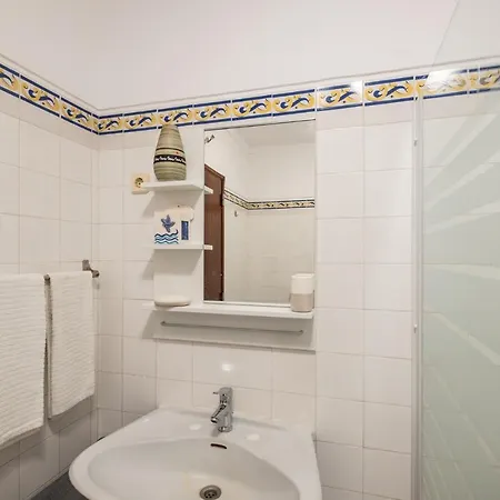 #022 Lovely&cozy Beach Flat Parking,spacious Pool Apartmán *