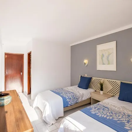 #022 Lovely&cozy Beach Flat Parking,spacious Pool * Αλμπουφέιρα
